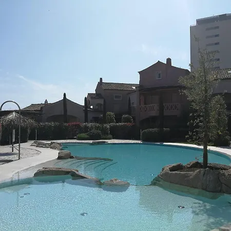 Villaggio Cascina - شقة *